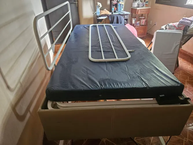 Cama hospitalar elétrica