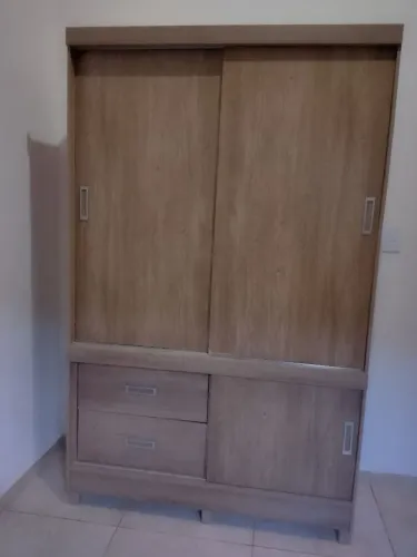 Guarda Roupa 2 portas