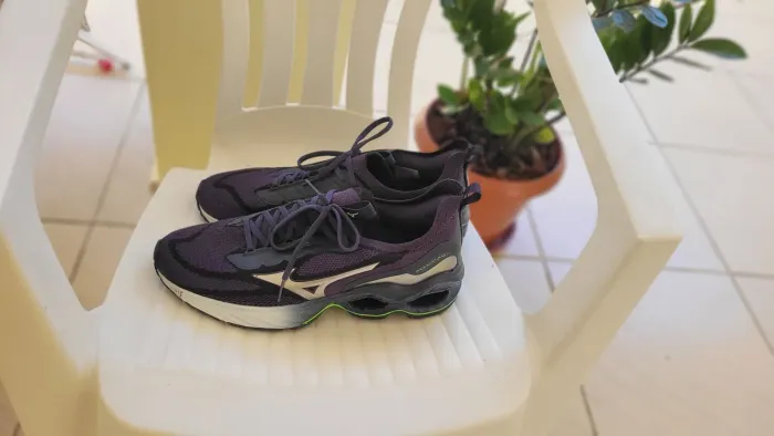 Tenis Mizuno WAVE INVICTUS 4 NOVO 