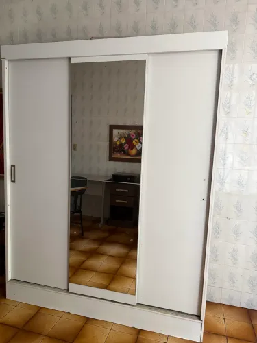 Guarda roupa 3 portas