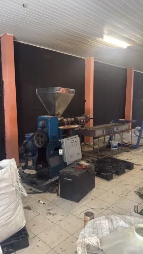 Vendo Extrusora e Copo de Aglutinador