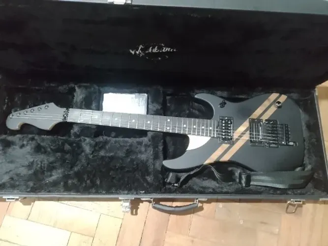 Guitarra washburn n4 nuno bettencourt( luthier )