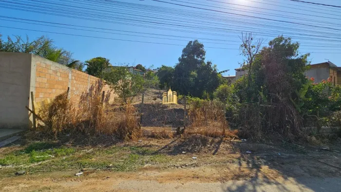 Venda de Lotes em Esmeraldas - Quintas São José, 360m², R$80.000,00