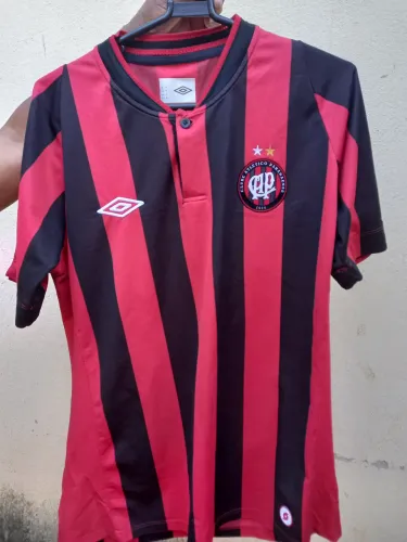 Camisa CAP Athletico Paranaense temporada 2013 original Umbro tamanho M sem número 