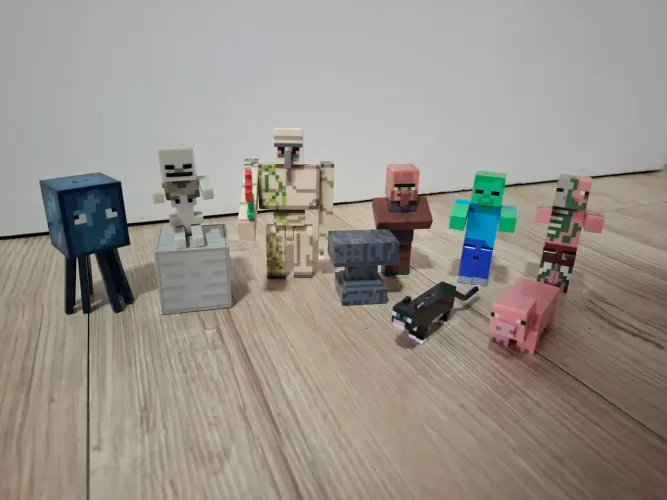 Bonecos Minecraft iron golem villager zumbi esqueleto