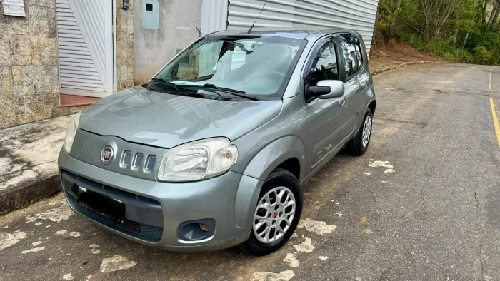 Fiat Uno Vivace/rua 1.0 EVO Fire Flex 8V 5P 2012