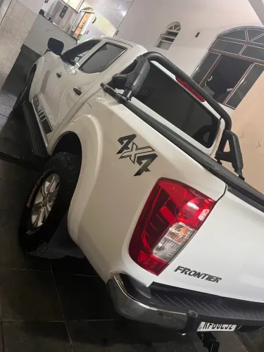 Nissan Frontier S CD 4X4 2.3 TB Diesel Mec. 2020