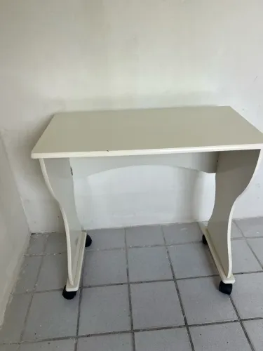 Mesa desmontável