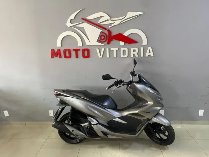 Honda Pcx 150c automática 2019 muito nova financio em 48x