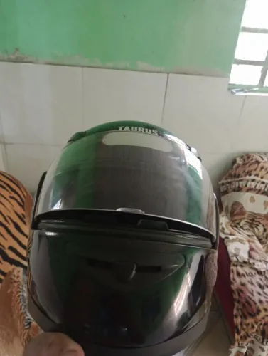 Capacete Taurus