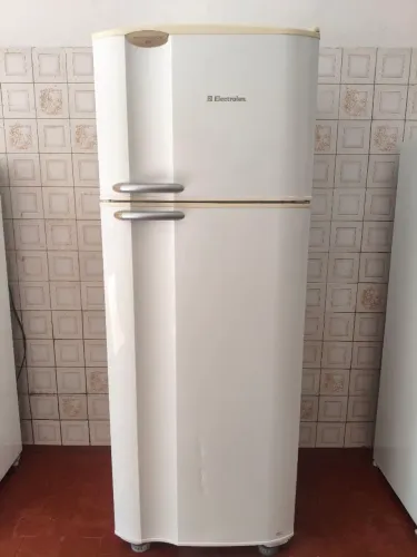 GELADEIRA DUPLEX ELECTROLUX