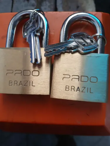 Estamos vendendo cadeado