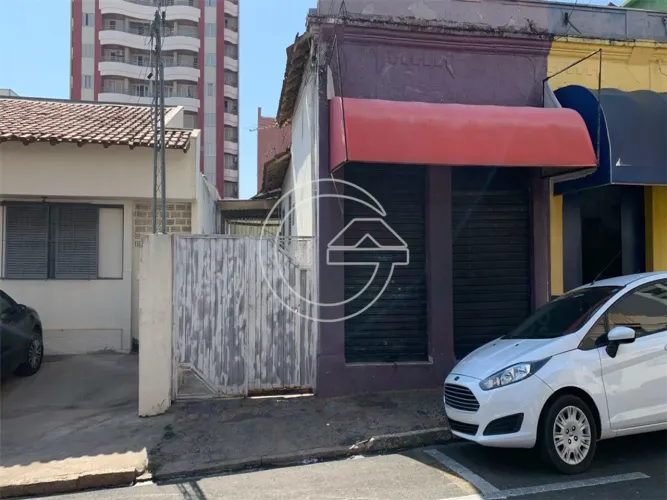 VENDE-SE Comercial NO CENTRO - MARÍLIA/SP