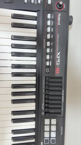 ? Roland XPS-10 + Kit Completo | Excelente Estado nunca usado