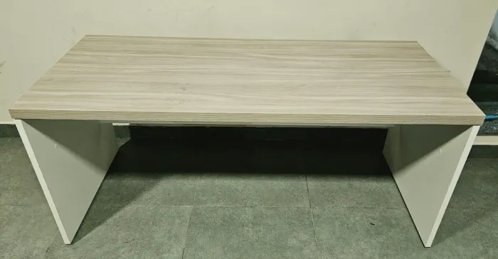 Mesa s/uso Marzo Vitorino 1,70 m escritório