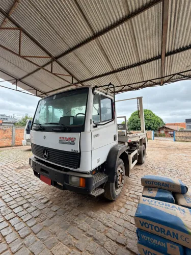 1998 Caminhão Poliguindaste Mercedes Benz 1214c