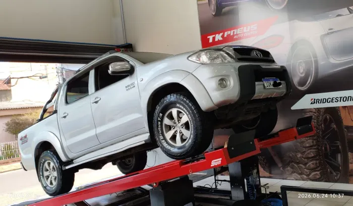 Toyota Hilux CD SRV D4-d 4X4 3.0 TDI Dies 2010