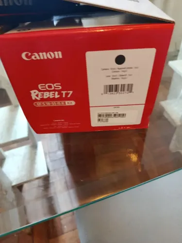 Canon T7 nova 