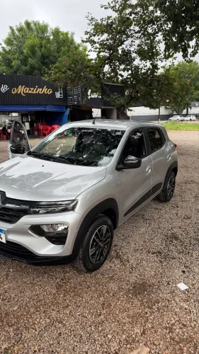 Renault Kwid Intense 1.0 Flex 12V 5P Mec. 2024