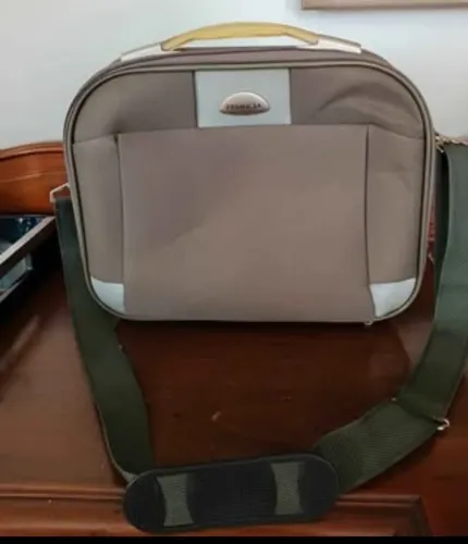 Bolsa de Mão ou Ombro Primícia Cinza Média BH/MG