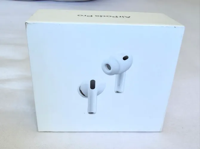 AIR PODS PRO 3