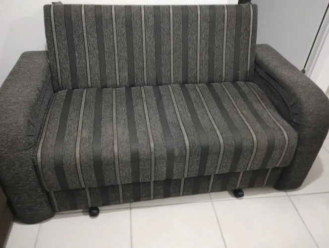 Sofá cama usado