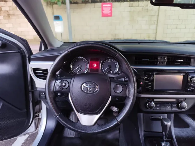 Toyota Corolla XEI 2.0 Flex 16V Aut. 2015