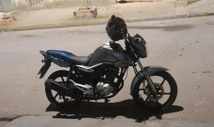 Vende-se ou troco uma 160 2020