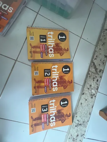 Coleção trilhas - 1 ensino medio