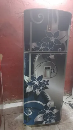 Geladeira Frost Free Electrolux 