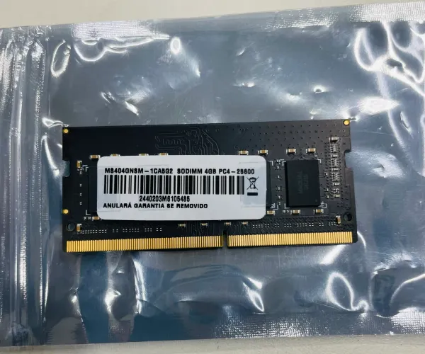 Memória RAM 4GB DDR4 25600 Nova