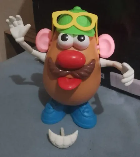 Mr Potato Head Sr. Cabeça de Batata Toy Story Original Playskool