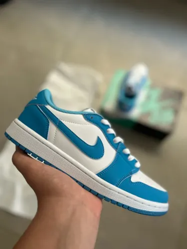 air jordan 1 low x eric koston sb powder blue unc tamanho 40