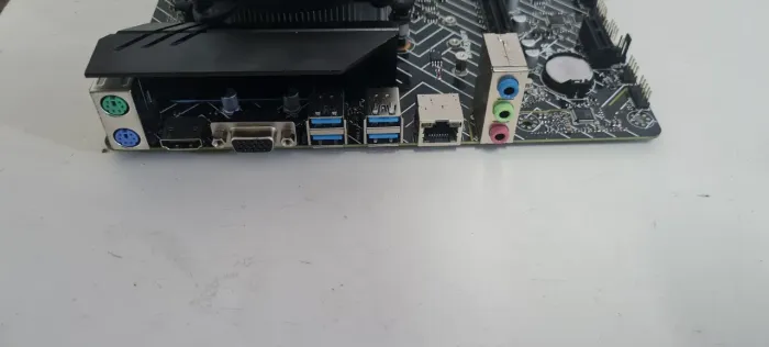 KIT RYZEN 7 5700G