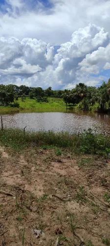 Chácara no Rio dos bois em Cezarina 