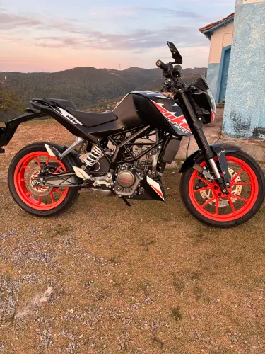 KTM DUKE 200 
