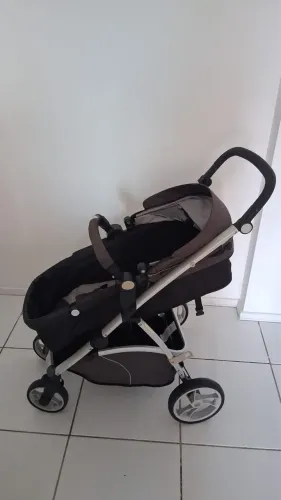 Carrinho Dzieco Malu 2 em 1 - Excelente estado 