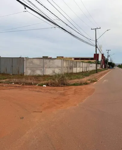 Área Comercial á venda Avenida dos Estudantes