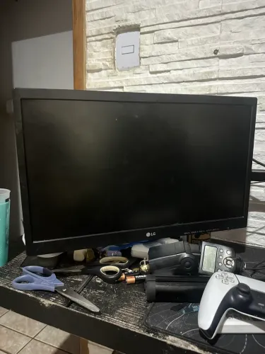 Monitor LG 19? usado por cerca de 4 meses