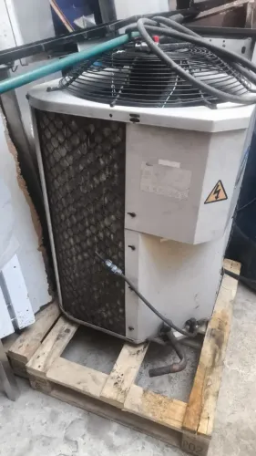 01 ar condisionado de 48000btus