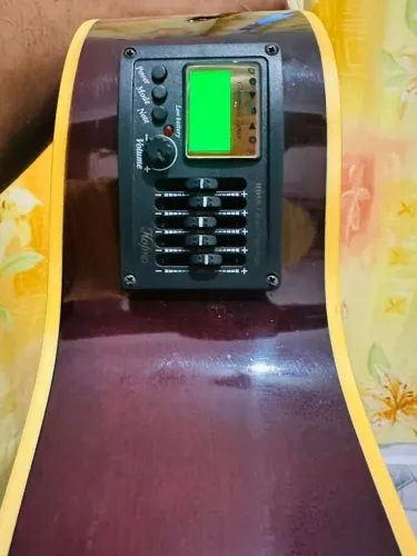 Vendo ou troco por celular, iPhone Violão Hofma
