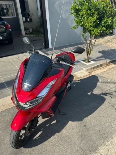 Honda PCX 160 ABS 2025 única dona somente venda