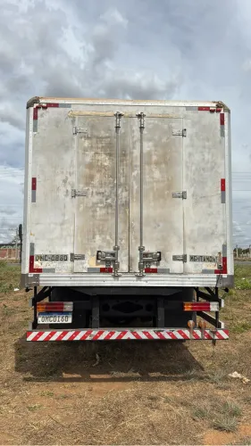 Caminhão câmara fria