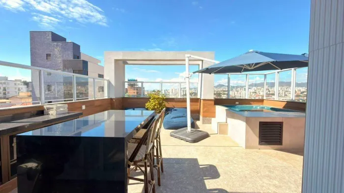 Cobertura 3 quartos 1 Suíte 3 vagas livres - Prédio Novo - Acabamento de Alto Padão a Vend