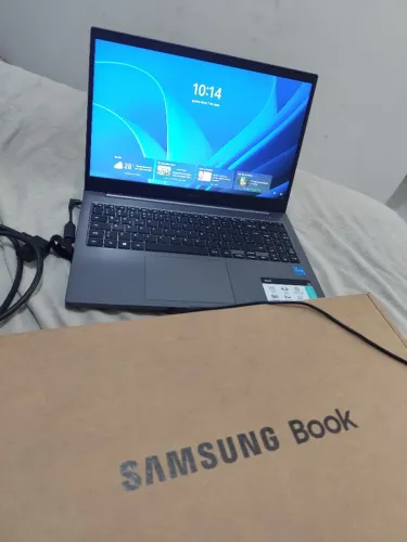 Samsung Book (Notebook)