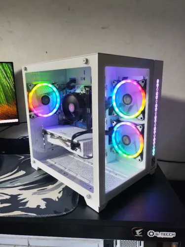 PC Gamer RYZEN 5 5500 + RX 6600