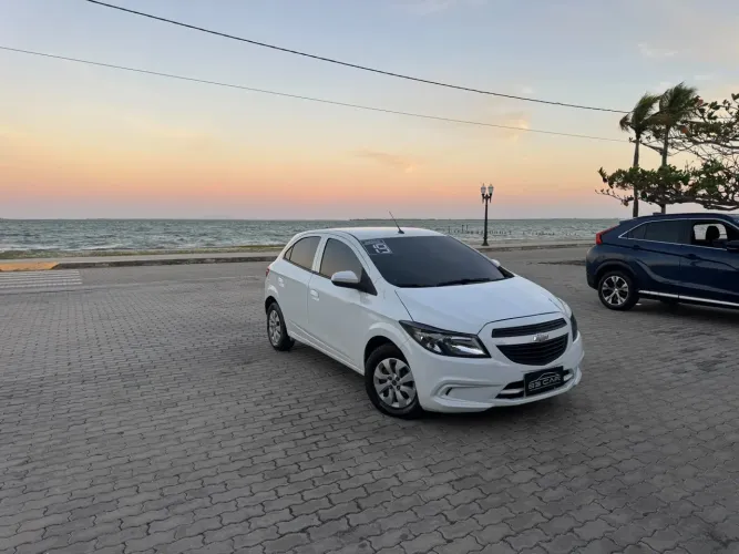 Chevrolet Onix JOY Hatch 1.0 8V Flex Mec. 4P 2019