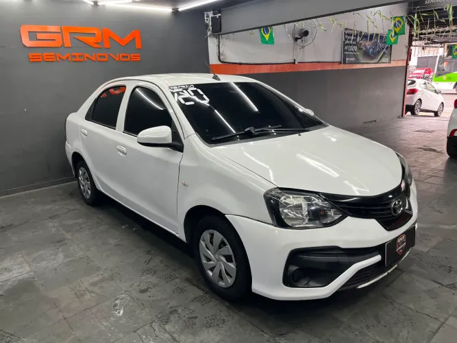 Toyota Etios X Sedan 1.5 Flex 16V 4P Mec. 2020