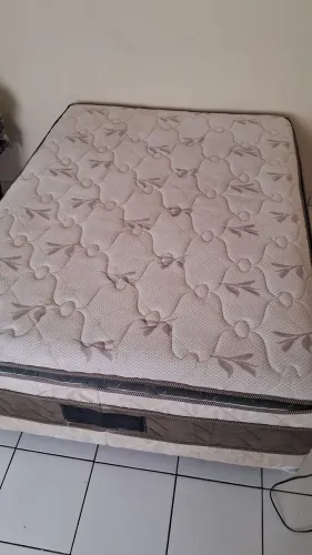Cama box casal