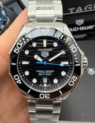TAG Heuer Aquaracer Professional 300, Automático , 43mm BASE ETA